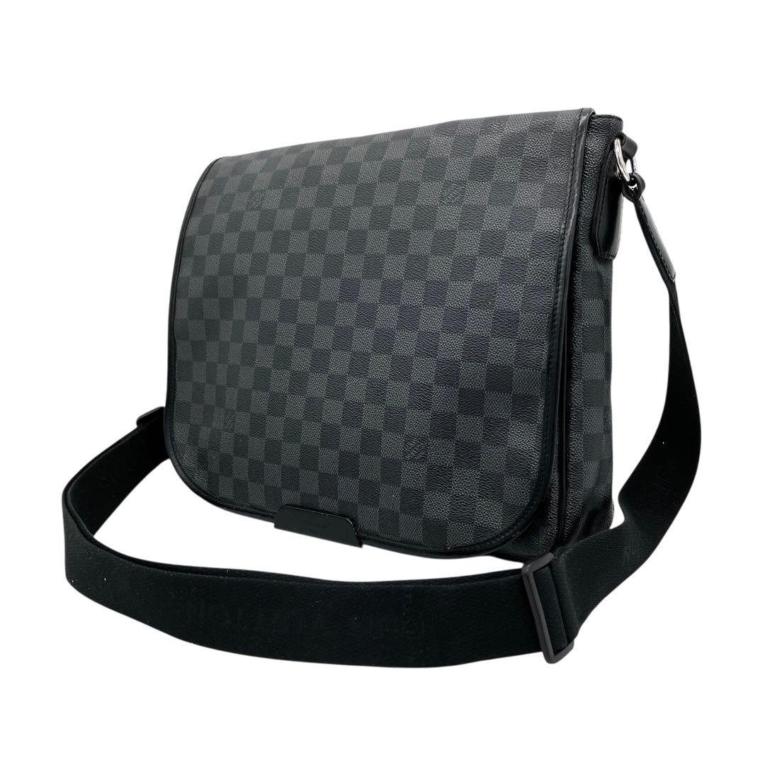【LOUIS VUITTON】ダニエルMM ダミエグラフィット　PVC A4