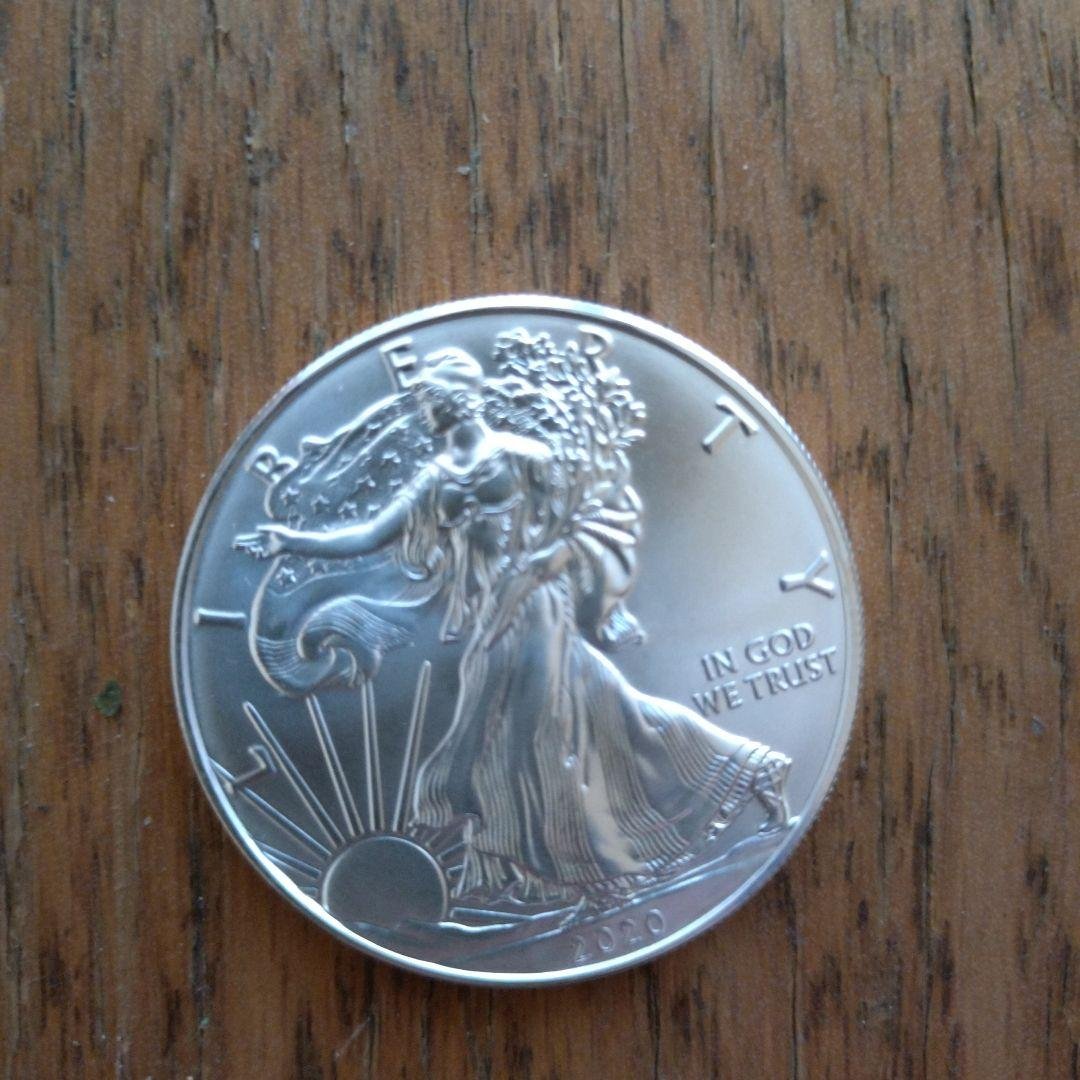 アメリカンイーグル1オンス銀貨 2020年発行　楽天で5年前に野口から購入