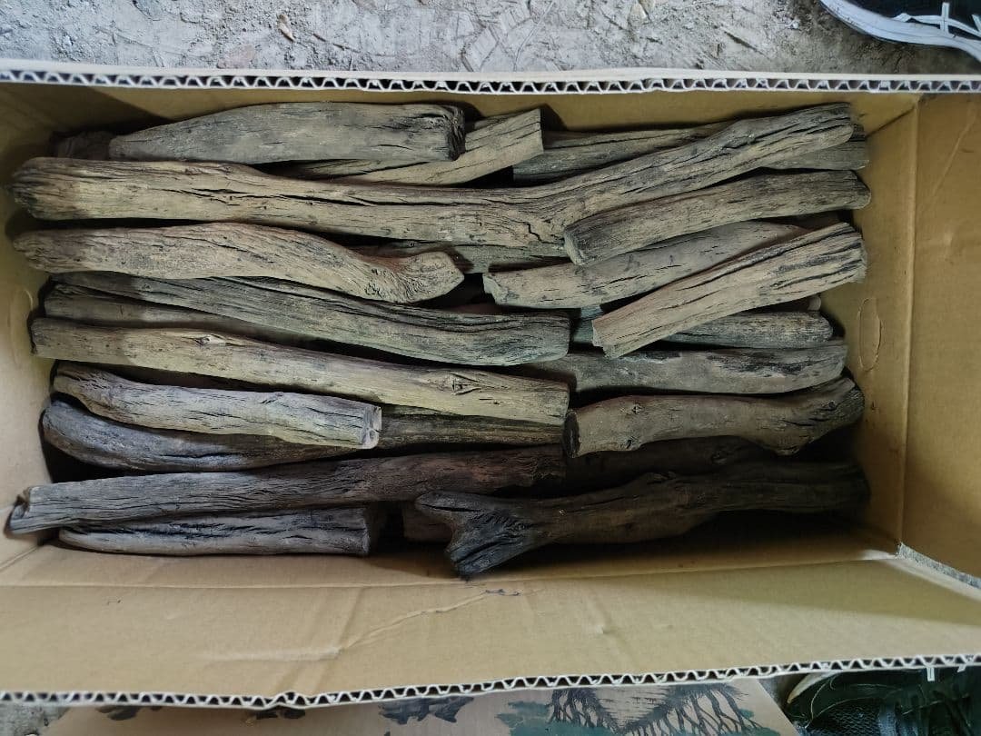 紀州備長炭 白炭　馬目半丸小 15kg